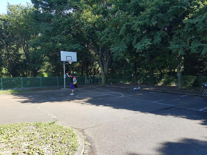 神代植物公園 バスケットボールコート