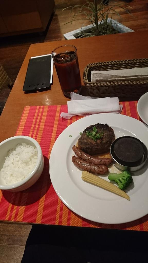 The 4 Best Salad Bread near matobacho Station