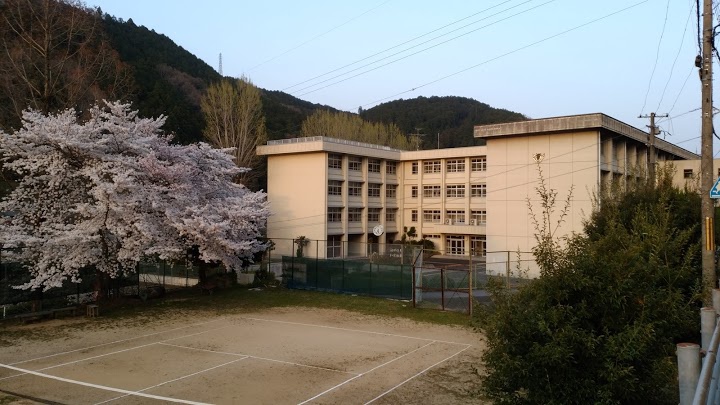 奈良県立吉野高校 - メイン写真: