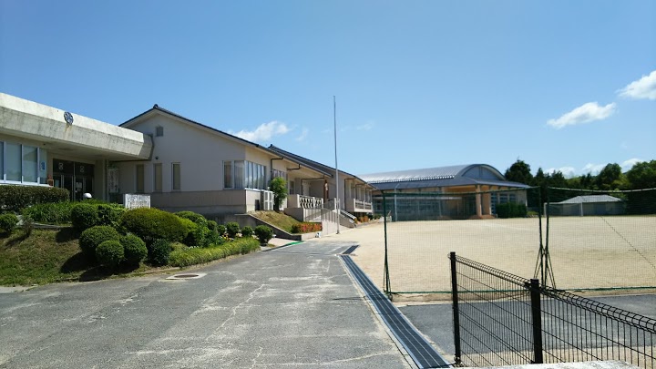 吉備中央町立円城小学校 - メイン写真: