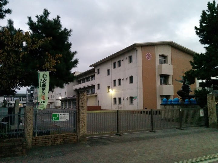 焼津市立焼津東小学校 - メイン写真: