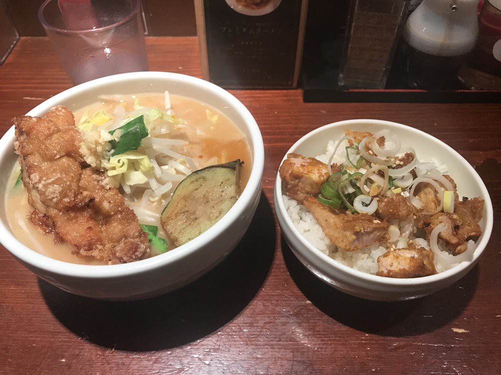 旨辛ラーメン表裏・高田馬場 - メイン写真: