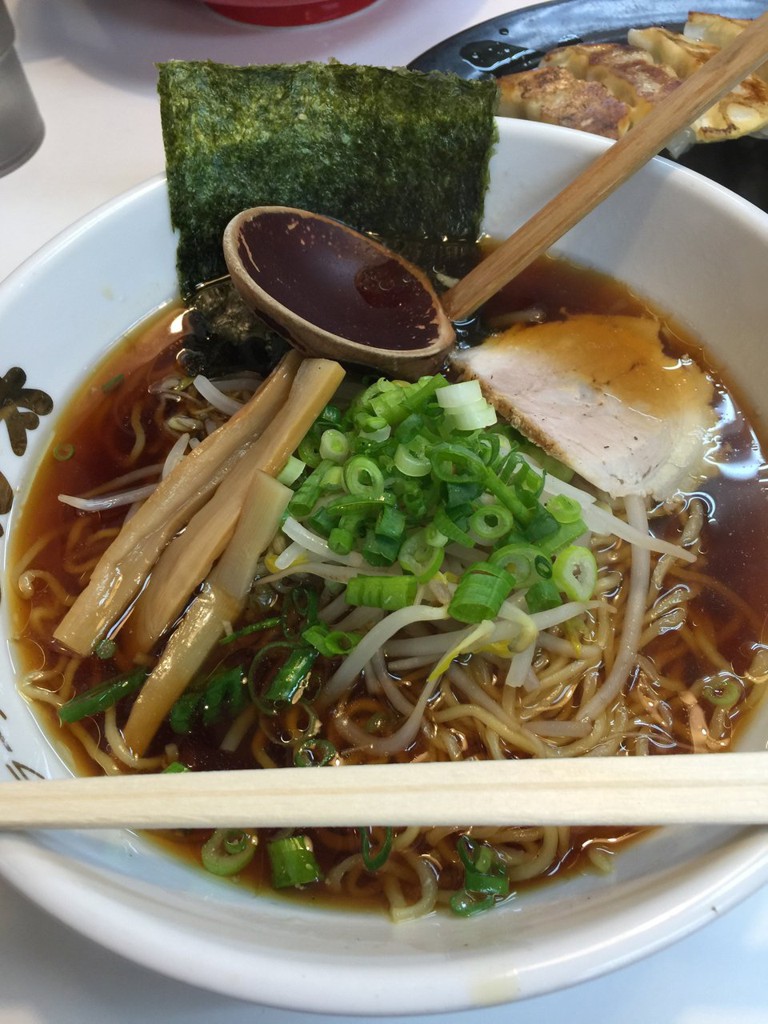 ラーメンとん太 寒川店 - メイン写真: