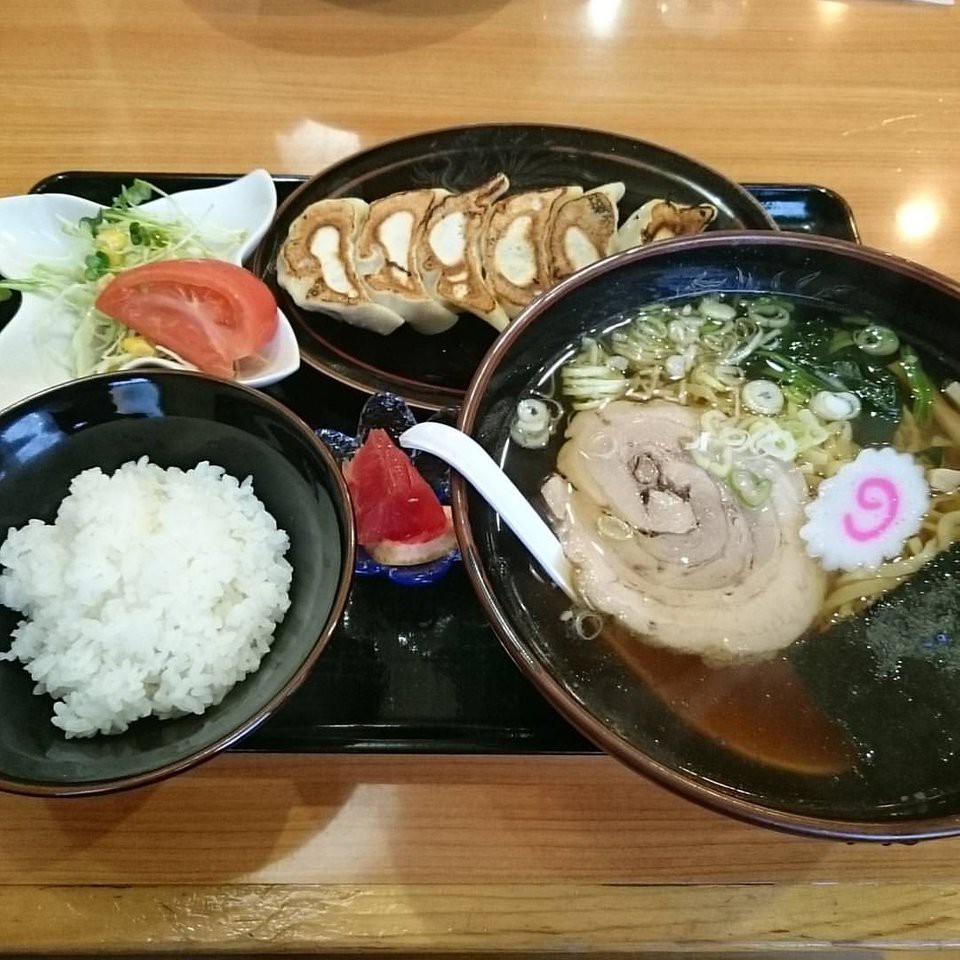 ラーメン天華 - メイン写真: