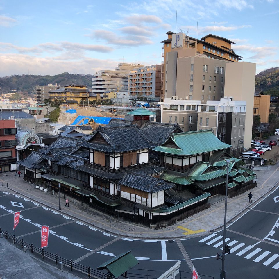 道後温泉駐車場 - メイン写真: