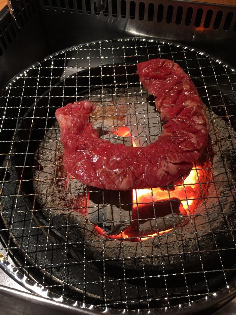 炭火焼肉屋さかい 函館五稜郭店 - メイン写真: