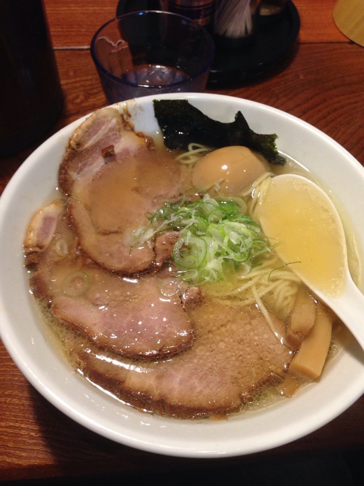 地鶏ラーメン 翔鶴 - メイン写真: