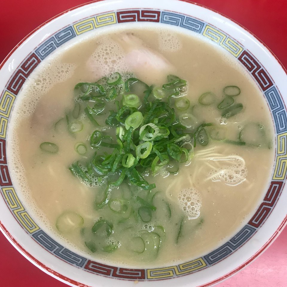 博多ラーメンとんとん東尾道店 - メイン写真: