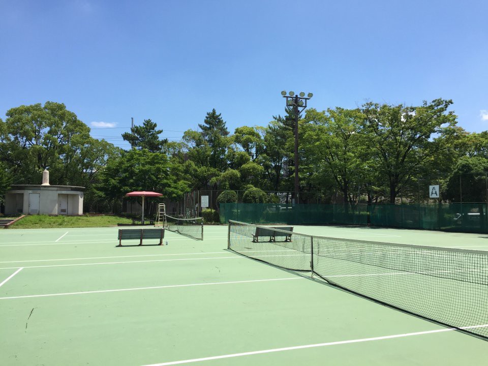 荒越公園テニスコート - メイン写真: