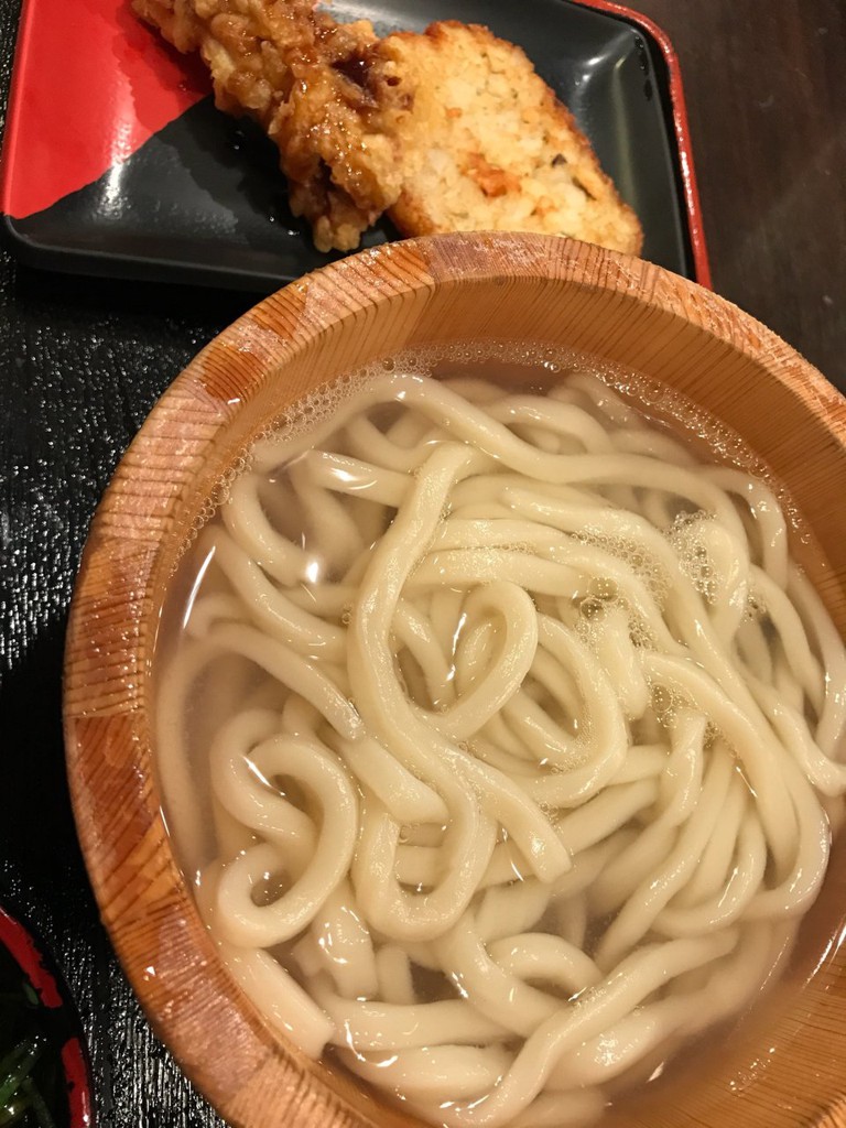 伊予製麺 イオンタウン鈴鹿店 - メイン写真: