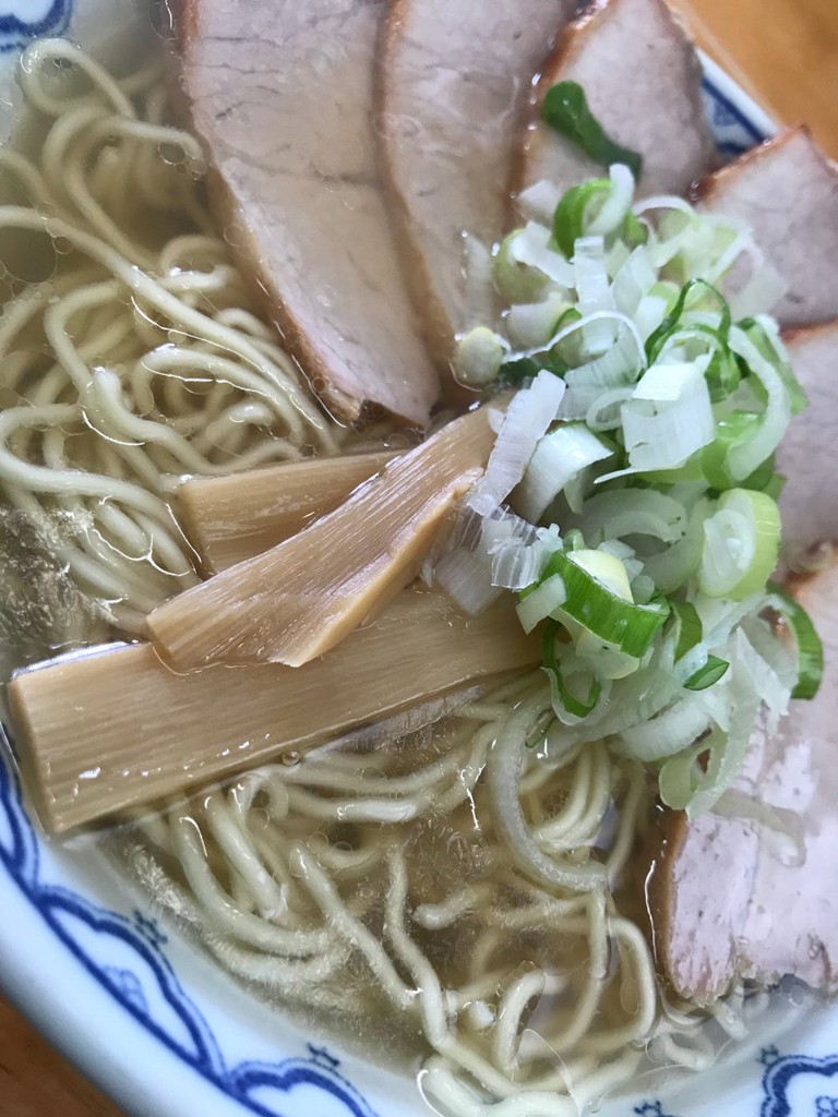 ラーメンのまる八