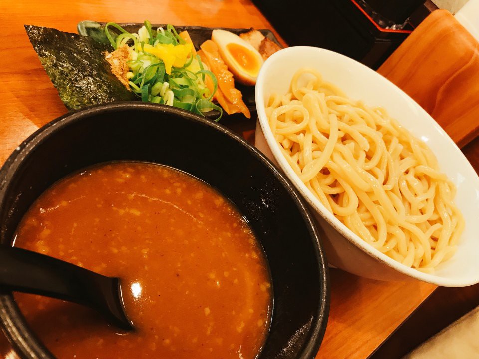 つけ麺らーめん春樹 多摩カリヨン館店 - メイン写真: