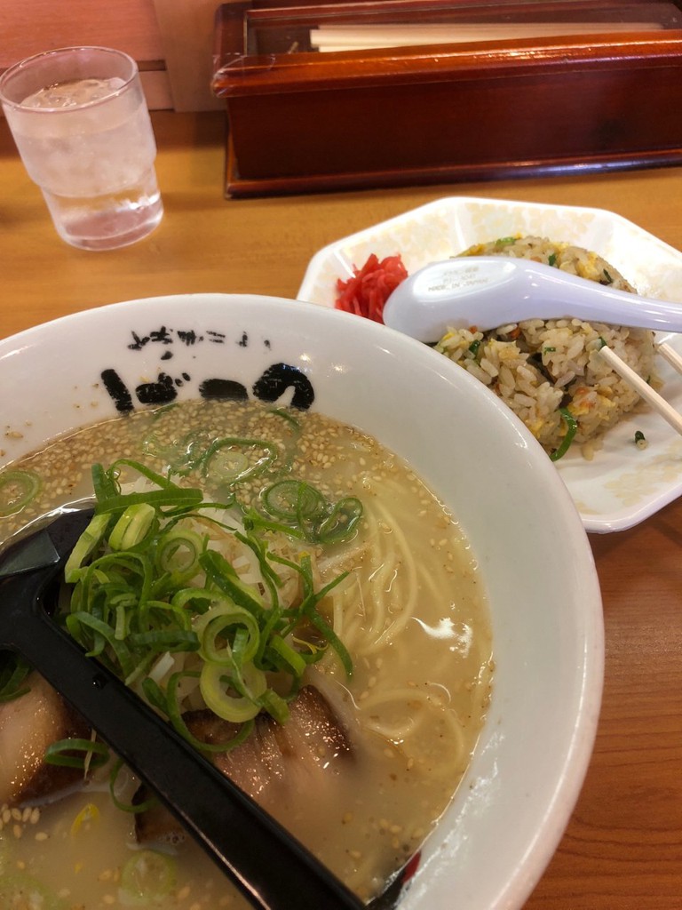 博多ラーメンげんこつ 高槻店 - メイン写真: