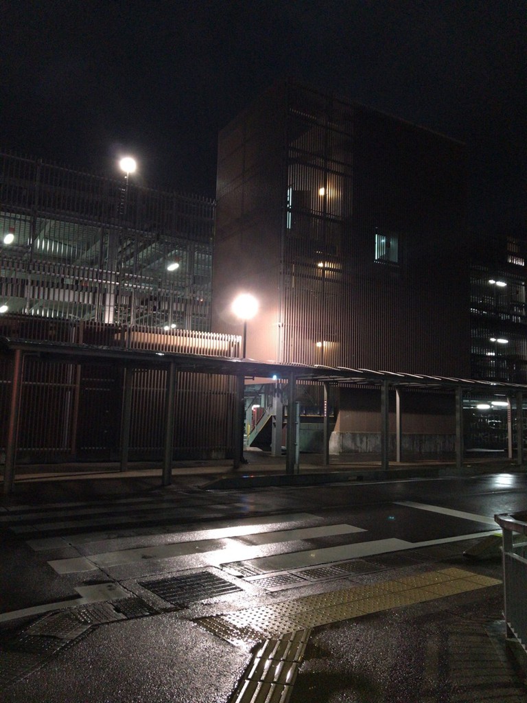 新高岡駅 立体駐車場 - メイン写真: