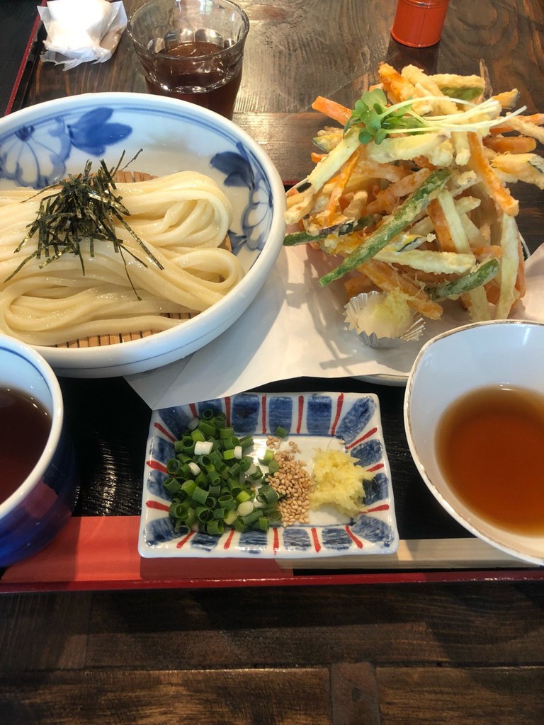 讃岐うどん まるかつ - メイン写真: