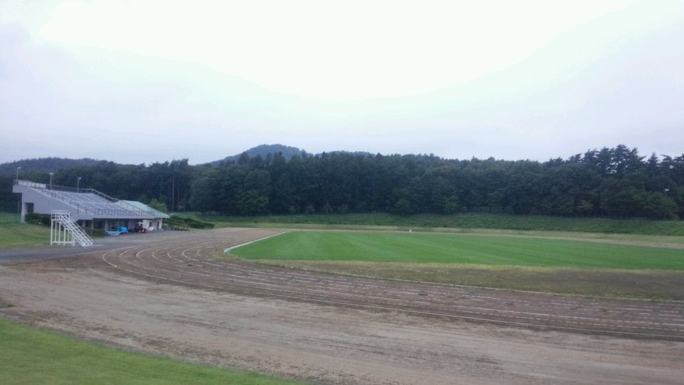 遠野運動公園陸上競技場 - メイン写真: