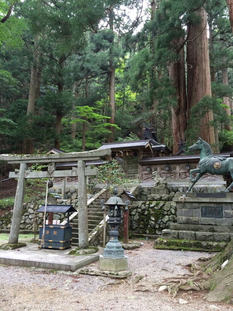 洞川八幡宮 - メイン写真: