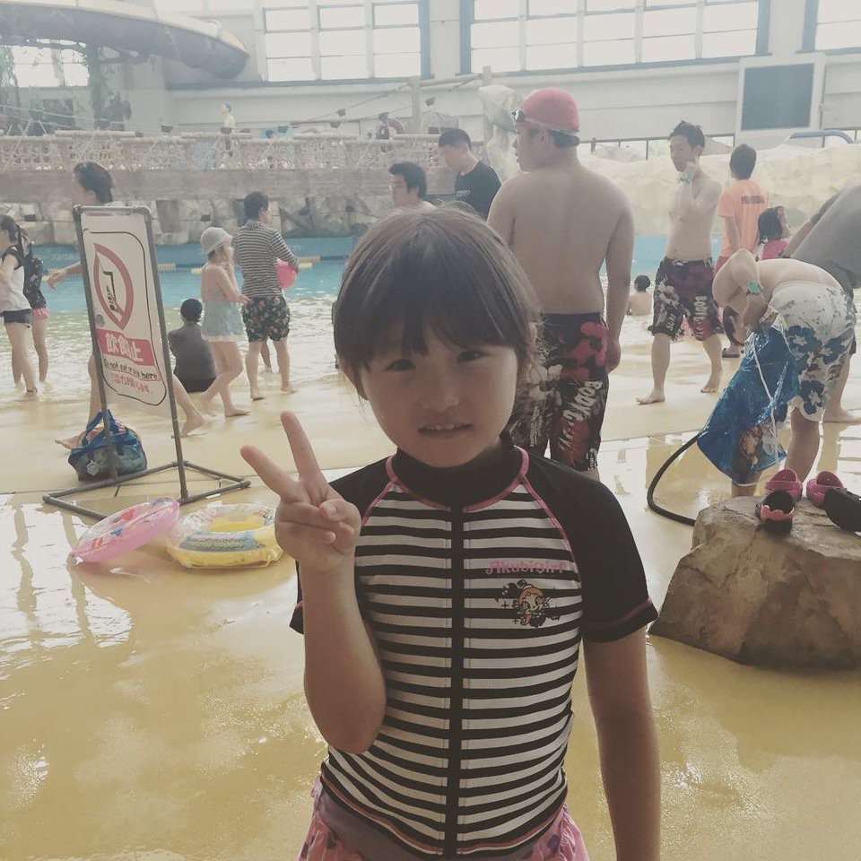 鶴見緑地プール