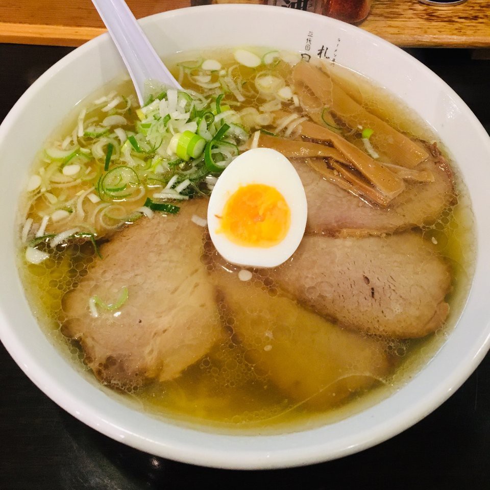 ラーメン専門 三代目 月見軒 本店 - メイン写真: