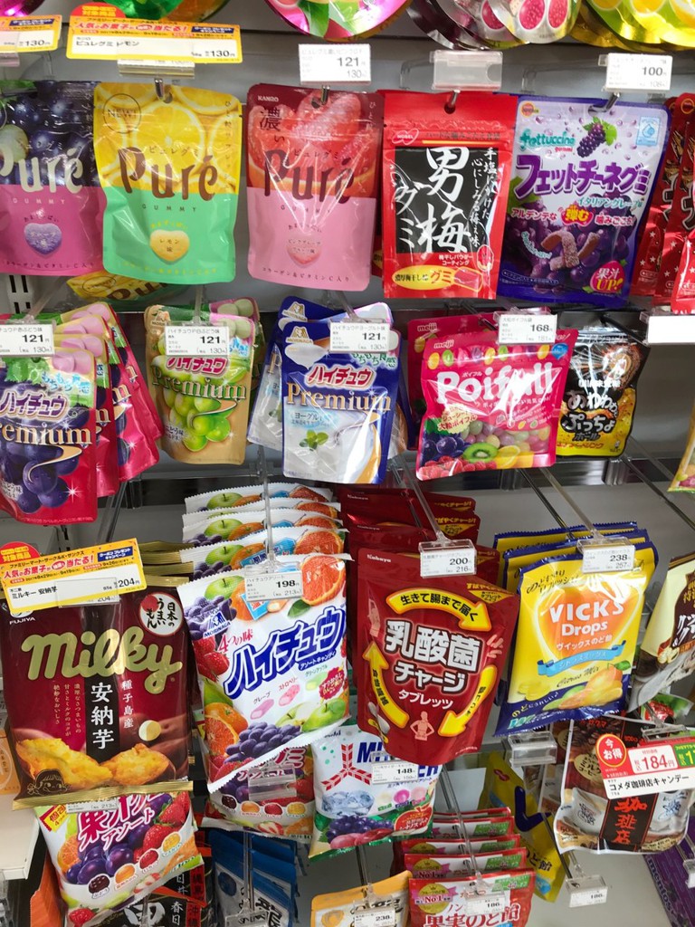 FamilyMart (ファミリーマート 養老大跡店) - メイン写真: