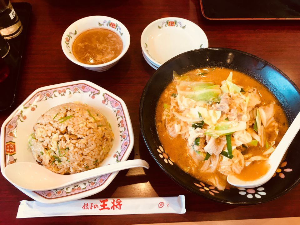 餃子の王将 小松島店 - メイン写真: