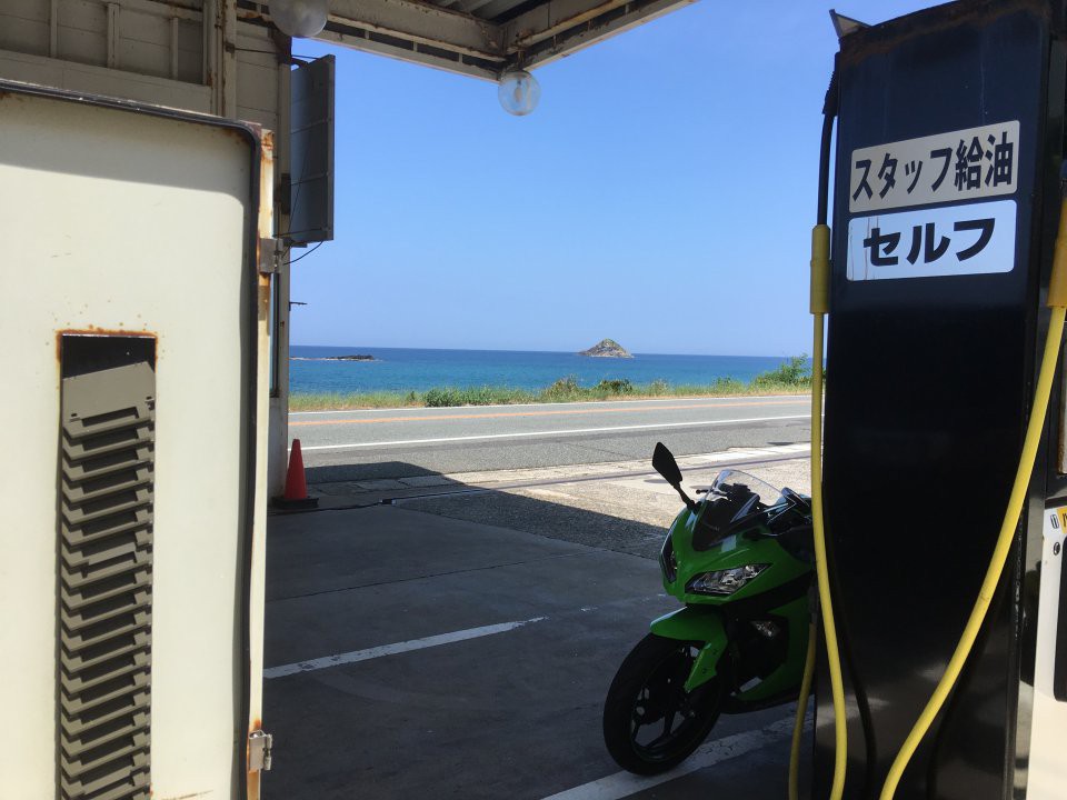 真木自動車 白兎海岸給油所 (丸紅エネルギー) - メイン写真:
