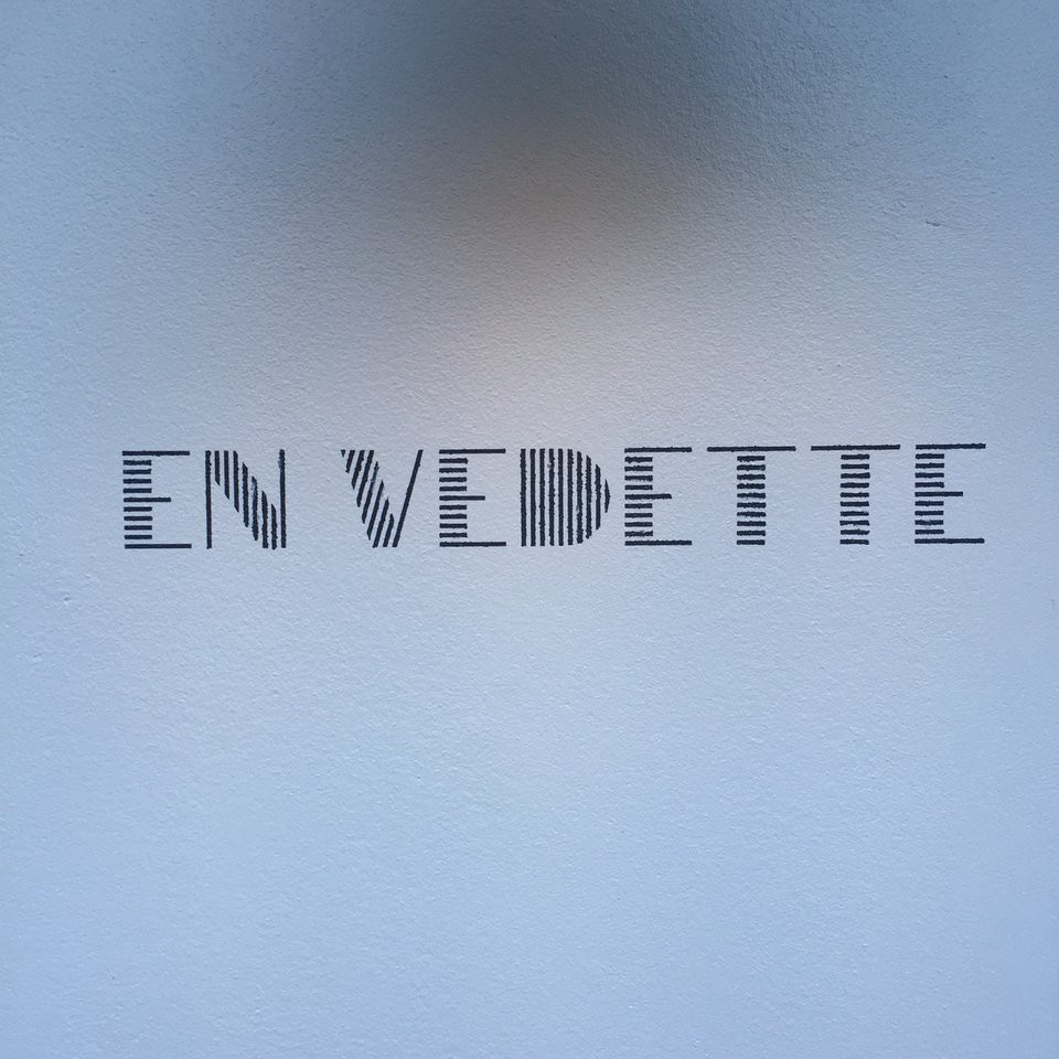 EN VEDETTE - メイン写真: