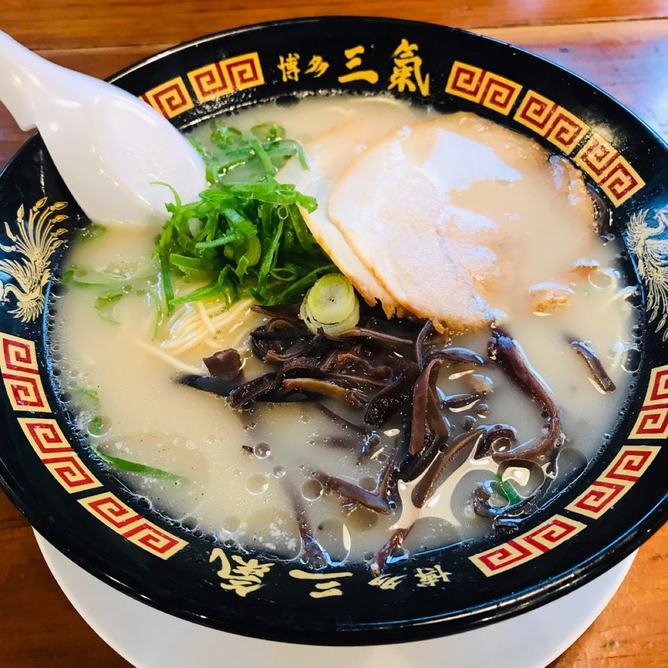 ラーメン処 三氣 水城店 - メイン写真: