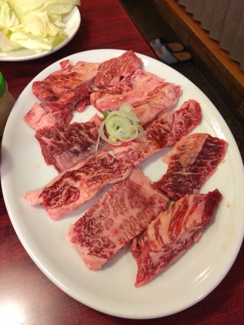 サンアベニュー吉田家焼肉店 - メイン写真: