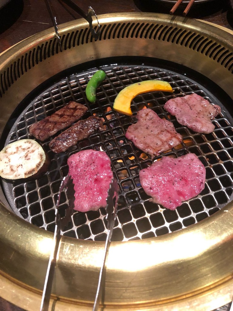 焼肉 松阪苑 - メイン写真: