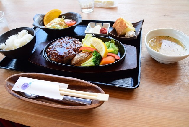 はつが野テラス