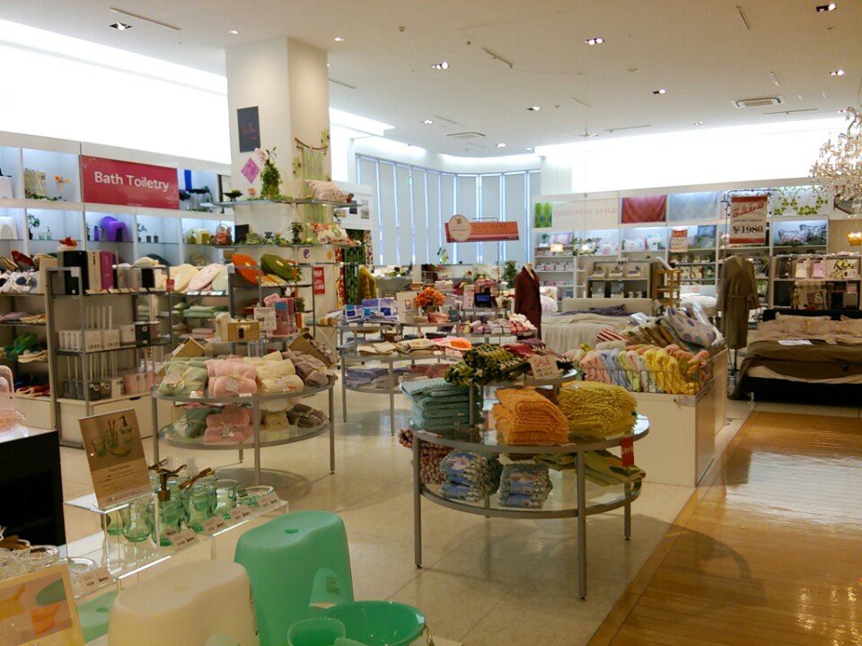 東京インテリア家具 インターパーク店