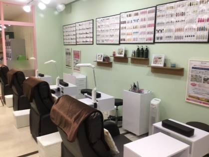 ネイルサロン エーナイン キャポ大谷地店