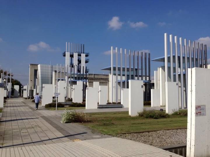 鴻巣市役所 川里図書館 - メイン写真: