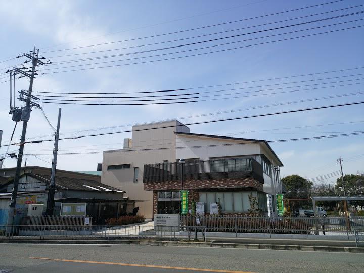 伊丹市立図書館 神津分館 - メイン写真: