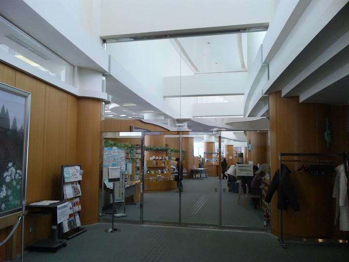 阿賀野市立図書館 - メイン写真: