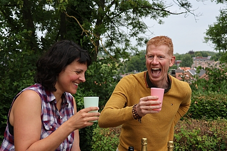 Marianne en Frederik lachen