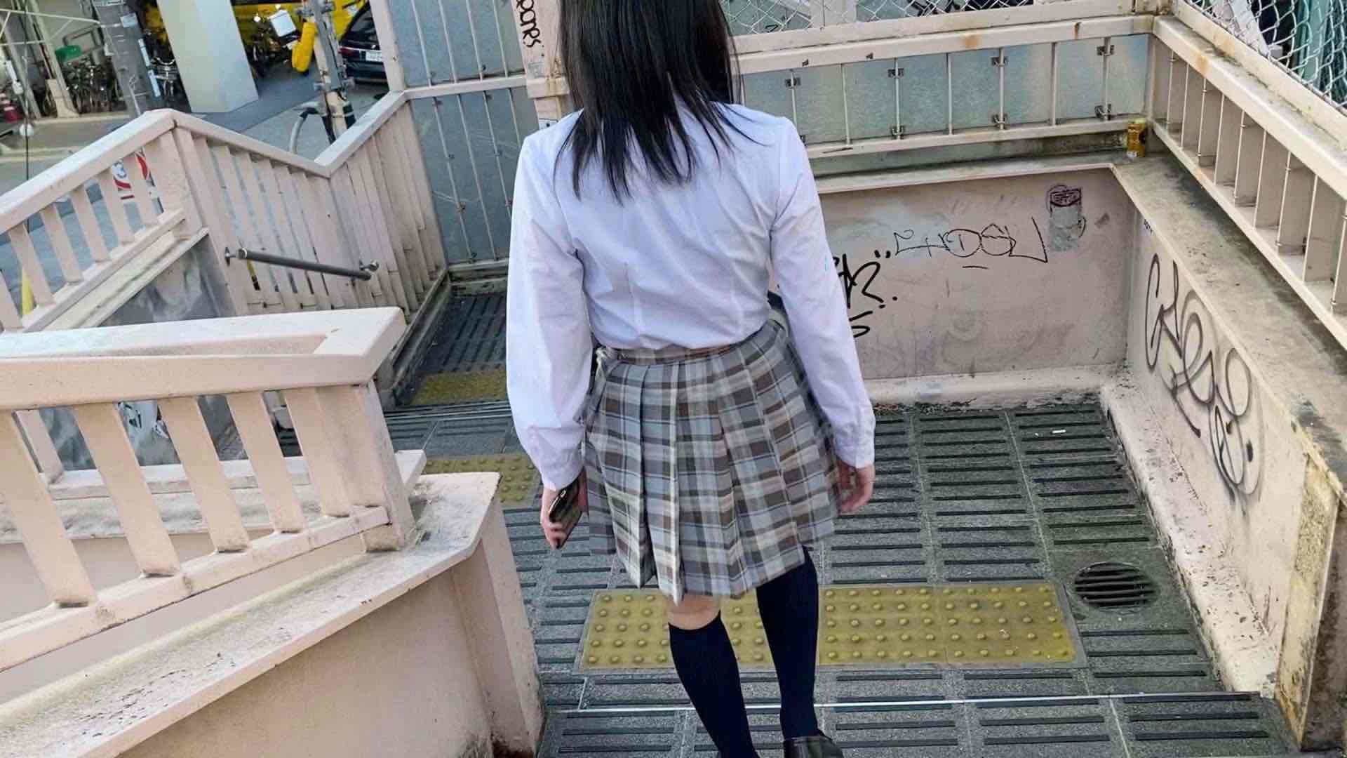 入学説明会で見かけたあの子。母親とはぐれたところを追跡した結果