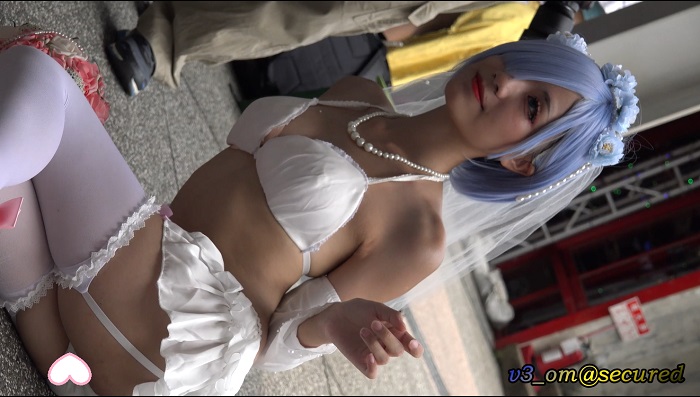 娘の悩殺コスプレショーpart1 すけべな花嫁コス