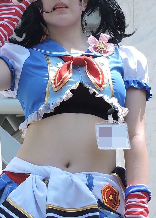 コスプレ2016夏へそ出し上半身をアップで撮り続けました【動画】イベント編 2902 gallery photo 3