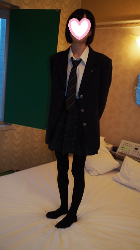 新春お年玉企画！♡顔出し♡パンチラ♡超スレンダー美少女⑥（制服+黒タイツ１００枚） gallery photo 1