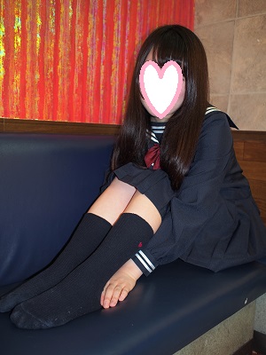 超可愛い女の子とカラオケでウハウハ的な写真集2（生足編） 日本一の足フェチ Pcolle
