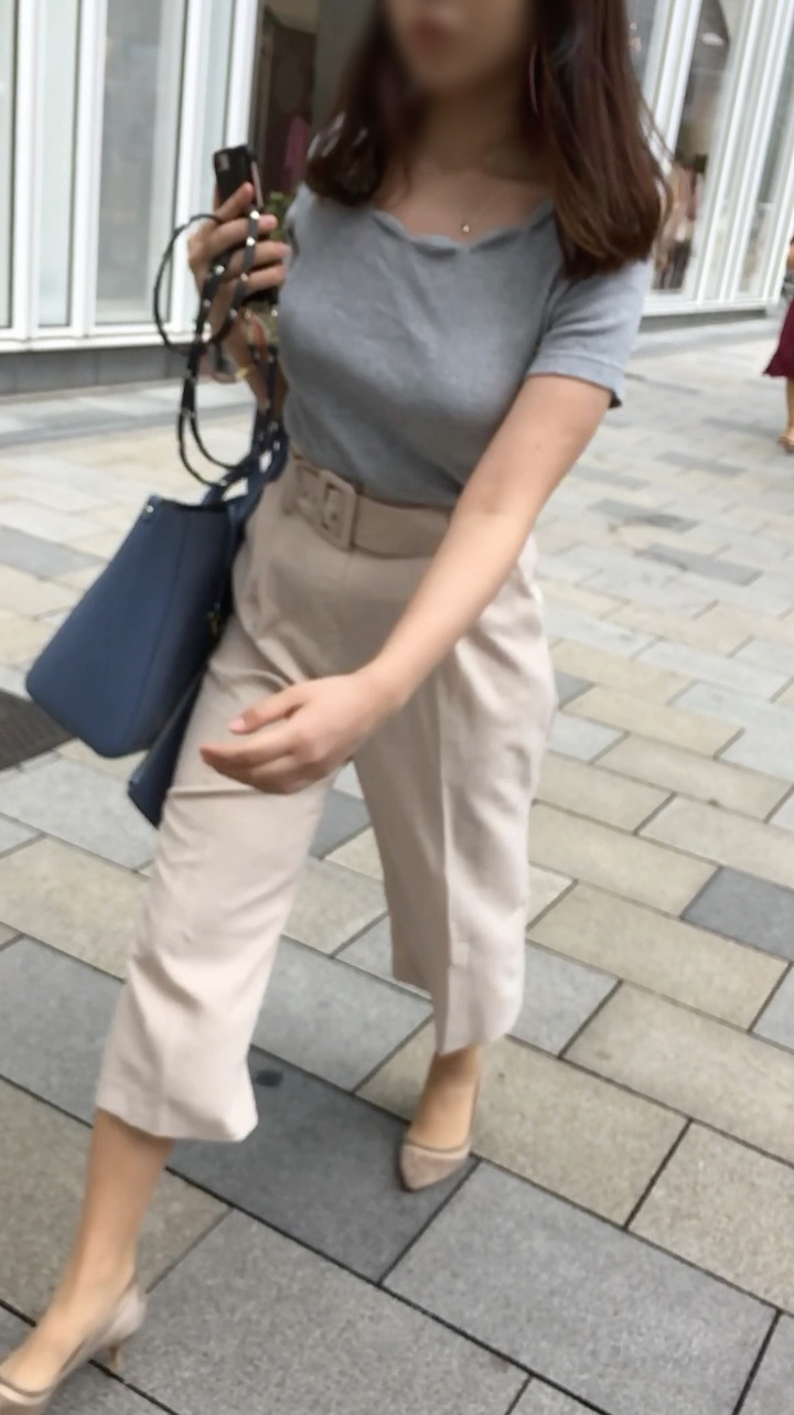 No.1462《顔モザ大解禁！！！》「惹きつけられるニット巨乳！全身からフェロモンダダ漏れセレブ美女」