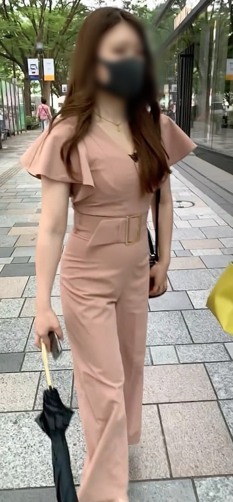 No.1467《顔モザ大解禁！！！》「芸能人級のセレブ美女！プリッとした美尻にTバック」