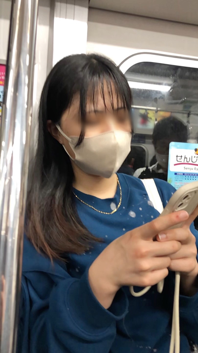 【すぐそこの眺め89_ちっぱいver】電車内で綺麗なＯＬを観察！