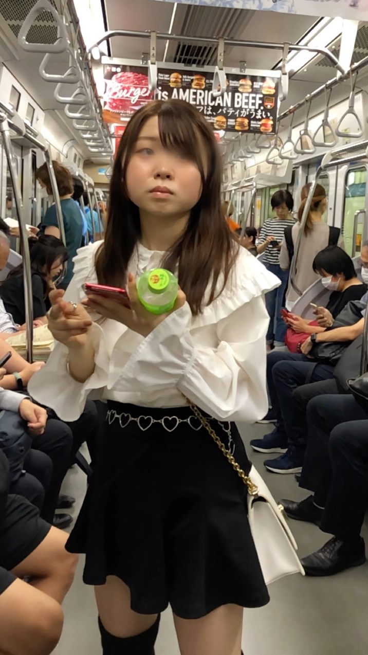 【すぐそこの眺め122_ちっぱいver】可愛らしい私服ＪＫを電車内で観察！