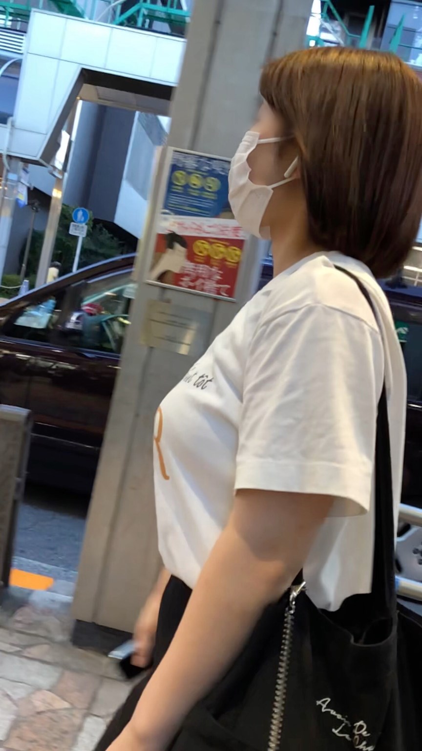 【横からの眺め280】街で見かけた爆乳お姉さんのオッパイ乱舞に大興奮！！