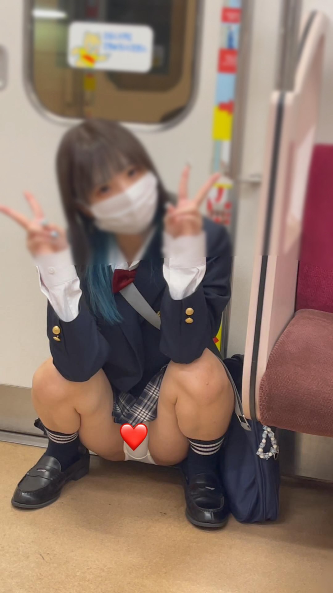 JK盗撮日記144　地下アイドルJKのあの子が再び登場！！幼○体型の激カワ地下ドルJKを電車内とトイレ内で盗撮【※完全主観20分