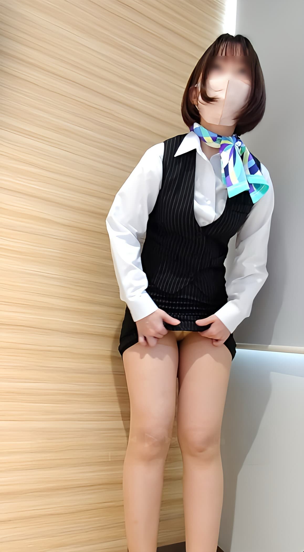 おかわりP＊受付お姉さんの事務制服姿が好きすぎてパンスト脱ぎや胸チラもしてくれました