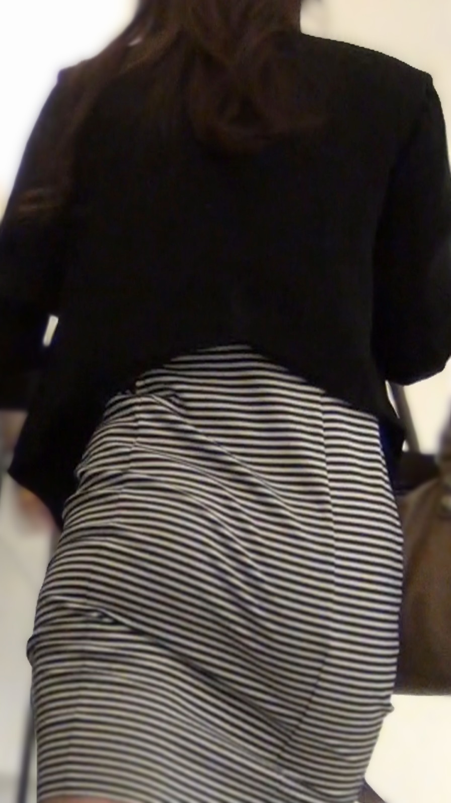 Stm.013 タイトミニ ワンピースお姉さん